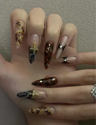 ネイル Rina Mika Nailsのネイルデザイン
