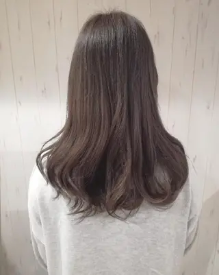 セミロング カラー 西川 敏夫のヘアスタイル