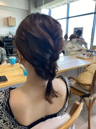 ヘアアレンジ 似合う髪型見つけます AYAKAのヘアスタイル