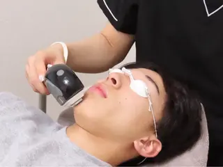 メンズ BINANDO 鎌田の眉毛・アイブロウイメージ