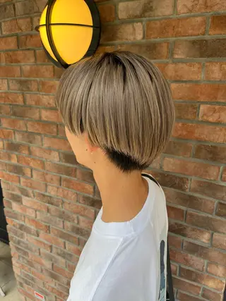 カラー メンズ 飯田 莉穂のヘアスタイル