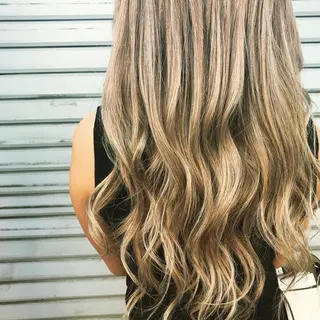 カラー ヘアアレンジ 大阪レミーエクステ チビ編み込みのヘアスタイル