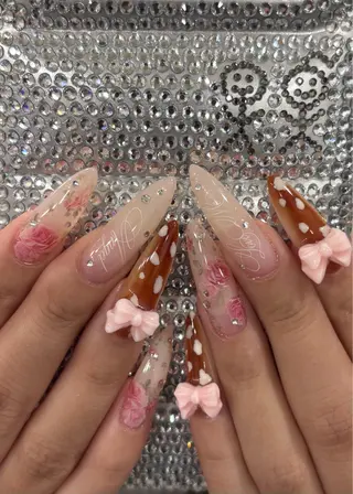 ネイル 🤎Two ERI🤎のネイルデザイン