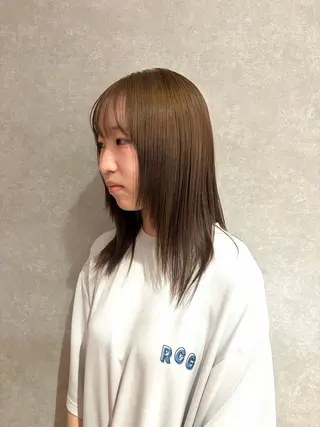 セミロング 透明感イルミナカラー /寒色/MOMOKAのヘアスタイル