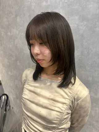 ミディアム カラー 🌐NATSUMI 🌐【寒色カラー】のヘアスタイル