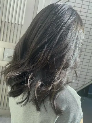 セミロング カラー 武田 悠生乃のヘアスタイル
