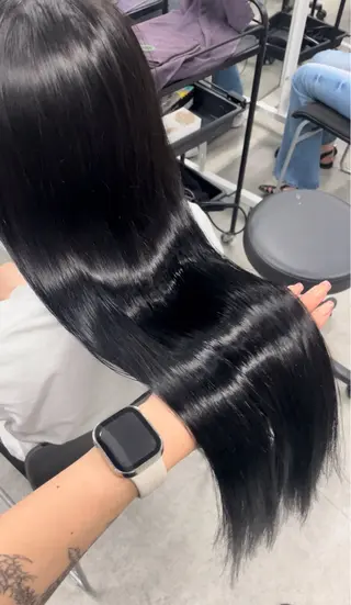 カラー ヘアアレンジ 🖤艶髪／髪質改善 横浜美容室／ゆりのヘアスタイル