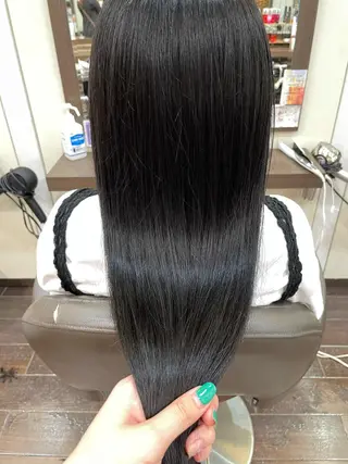 ロング 個性派ネイル 🌼 ハルカ ♡の眉毛・アイブロウイメージ