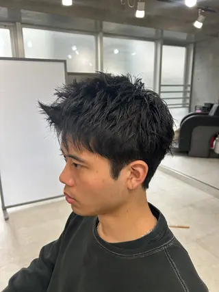 メンズ カズキ🌼曲がる 縮毛矯正のヘアスタイル