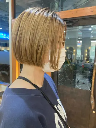 ショート 金子 歩実のヘアスタイル