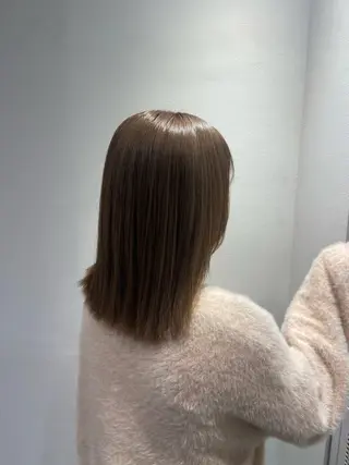ミディアム カラー 松下 茉紀👱🏻♀️のヘアスタイル