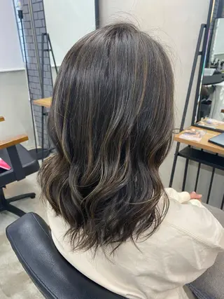 ミディアム カラー スギモト リョウのヘアスタイル