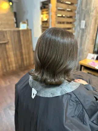 ミディアム カラー Luzir⭐︎ GEN⭐︎のヘアスタイル