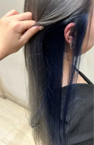 カラー 落合 そらのヘアスタイル