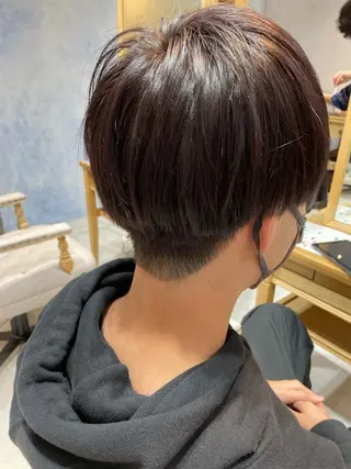 カラー メンズ 岩村 彩音のヘアスタイル