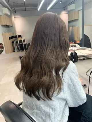 ロング カラー カサイ ミユのヘアスタイル