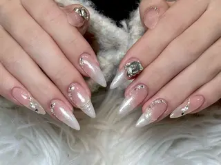 ネイル Aria Nail Beautyのネイルデザイン