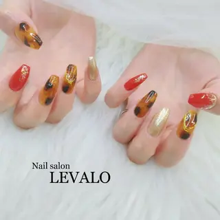 ネイル Nail salon LEVALOレヴァロのネイルデザイン