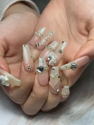 ネイル akina nailsのネイルデザイン