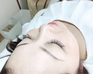 マツエク・マツパ brille ~eyelash~のヘアスタイル