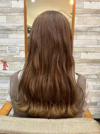 カラー 木庭 愛莉のヘアスタイル