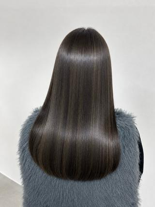 カラー See. HIKARIのヘアスタイル