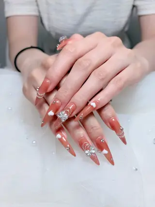 ネイル Huyn Nail Shinjyukuのネイルデザイン