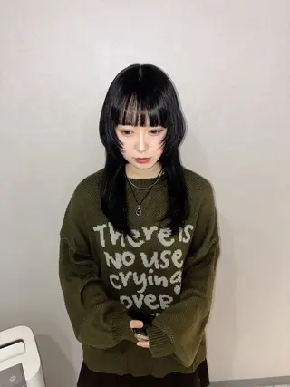 セミロング カラー ハナダ メイのヘアスタイル