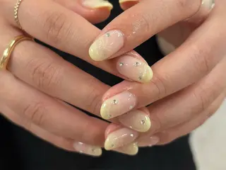ネイル Noël 新宿南口 toyonのネイルデザイン