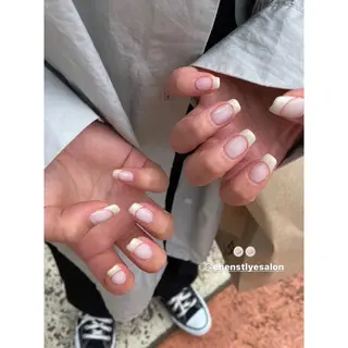 ミディアム ネイル 🐾enen style 🐾のネイルデザイン