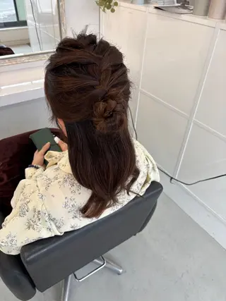 ヘアアレンジ えみ💕ヘアアレ/ まつ毛/可愛いのヘアスタイル
