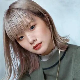 ミディアム カラー Ash 武蔵小杉店のヘアスタイル