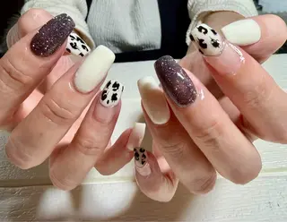 ミディアム 2DY NAIL SALONのネイルデザイン