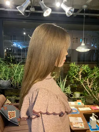 ロング カラー 三上 琳のヘアスタイル