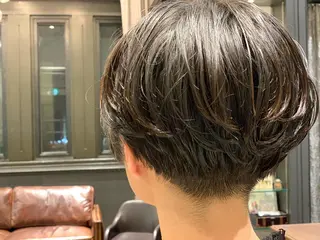 ショート くるくるパーマ aikoのヘアスタイル