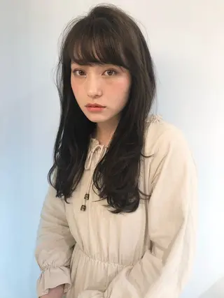 ミディアム カラー 朝がラクになるパーマ トウバルタイキのヘアスタイル