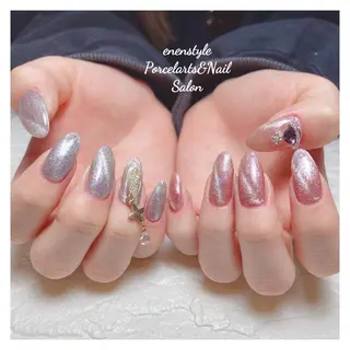 ミディアム ネイル 🐾enen style 🐾のネイルデザイン