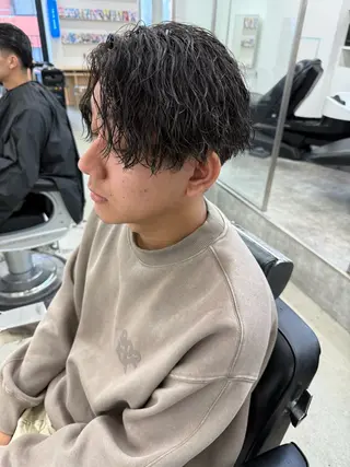 ショート パーマ メンズ 亀井隆汰/メンズ専門 パーマ特化美容師のヘアスタイル