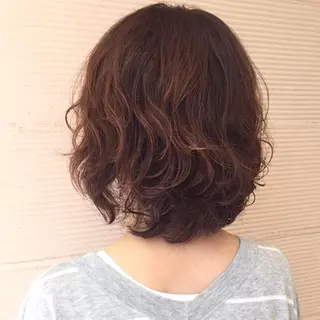 ショート パーマ 中林 由佳のヘアスタイル