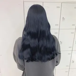 カラー 🩶透髪×モテ髪🩶 FRUITS🏹🩶のヘアスタイル