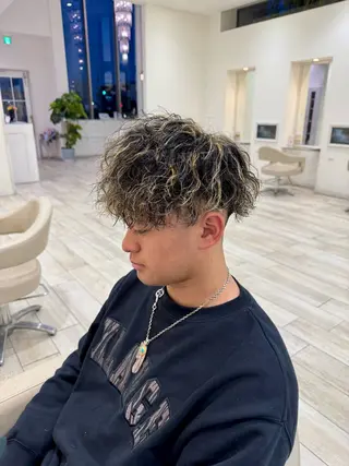 カラー パーマ メンズ メンズカットパーマ 伊藤瑠星のヘアスタイル