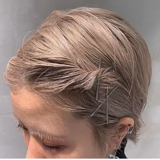 ショート カラー デザインカラー/パー マ🦖外岡咲希🦖のヘアスタイル
