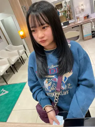 セミロング 比嘉 龍佑のヘアスタイル