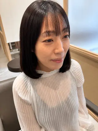 ミディアム カラー 久木原 ゆりのヘアスタイル
