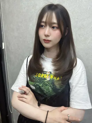 ロング カラー AIRI layer cut hairのヘアスタイル