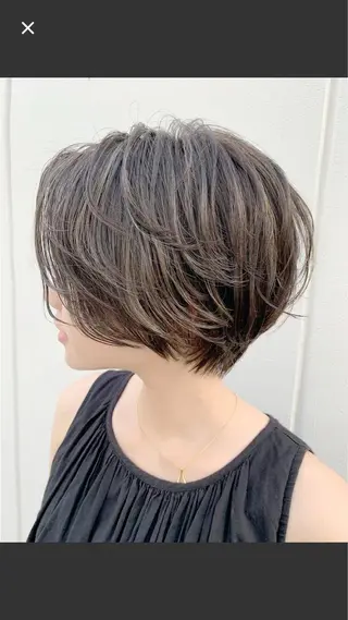 ショート 高梨 里穂のヘアスタイル