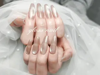 ネイル アヤカ☘️Gloss nailのネイルデザイン