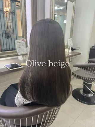 ロング ブリーチなし透明感 カラー｜レイヤーのヘアスタイル