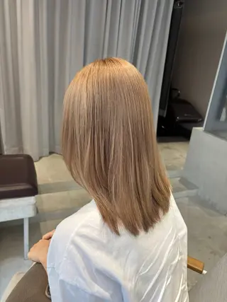 セミロング カラー レイヤーカット KAEのヘアスタイル