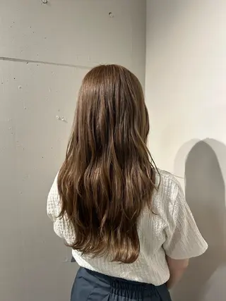 カラー Snug,Hair 愛美海(あみか)のヘアスタイル